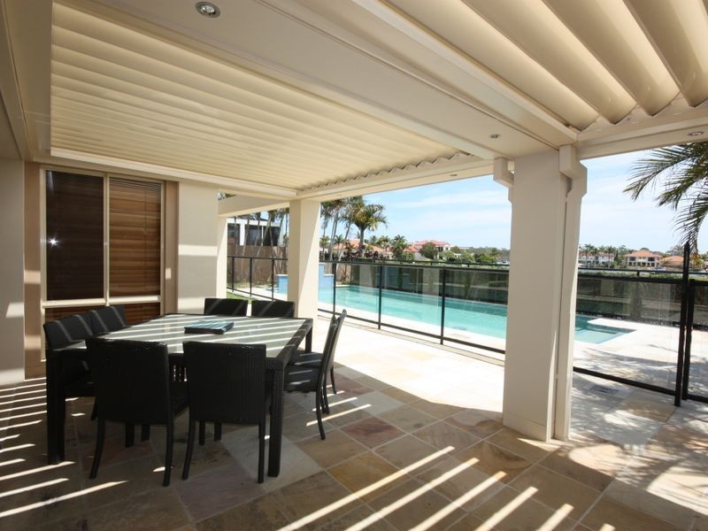 Hope Island QLD 4212