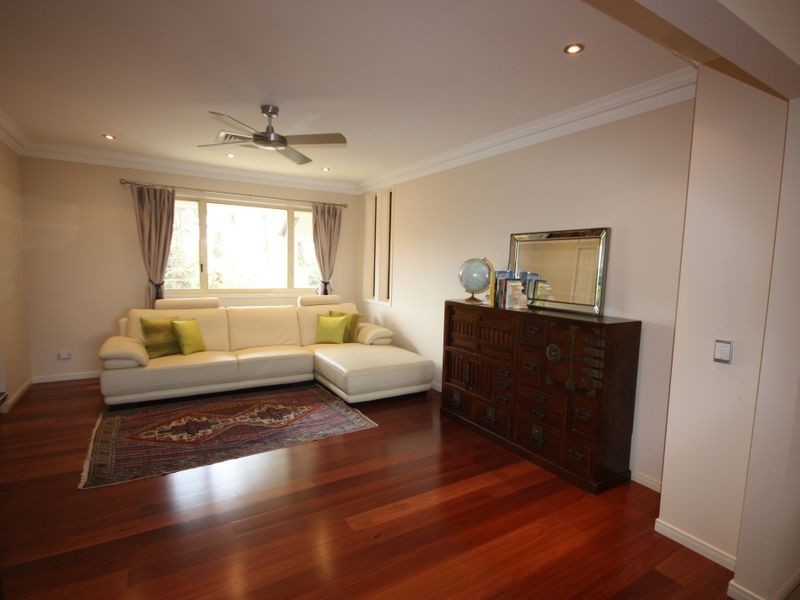 Hope Island QLD 4212