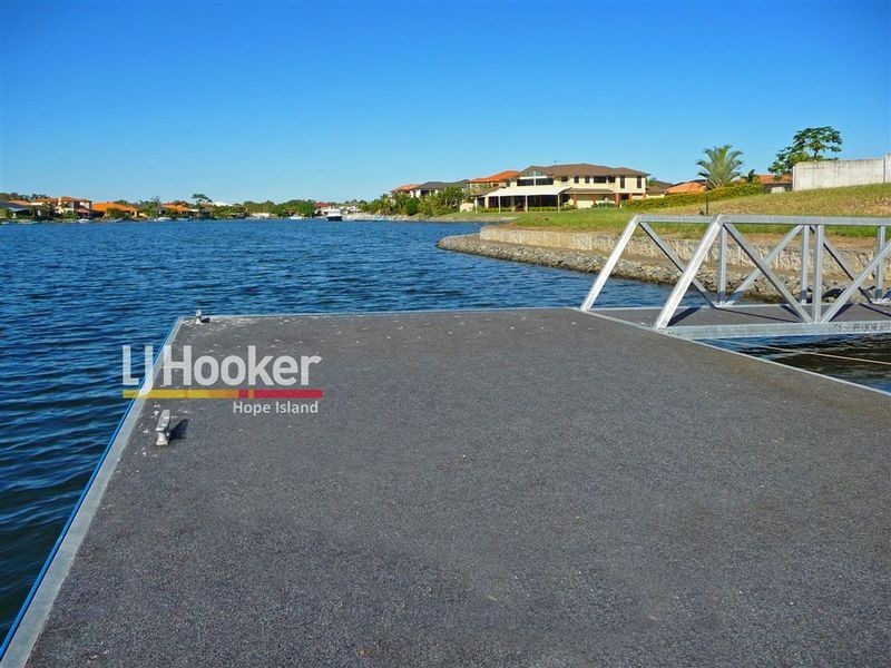 Hope Island QLD 4212