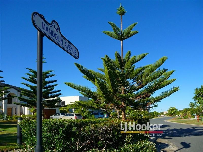 Hope Island QLD 4212