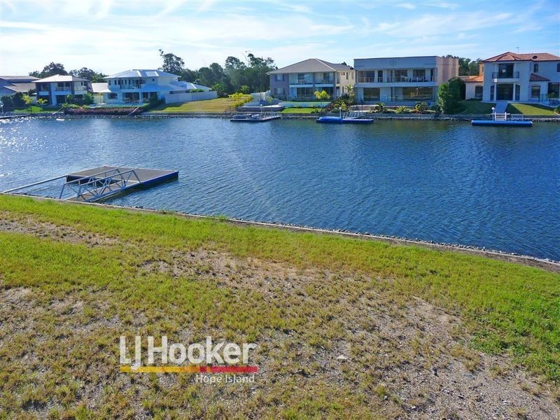 Hope Island QLD 4212