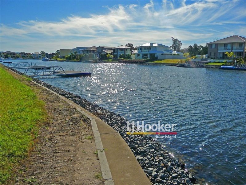 Hope Island QLD 4212