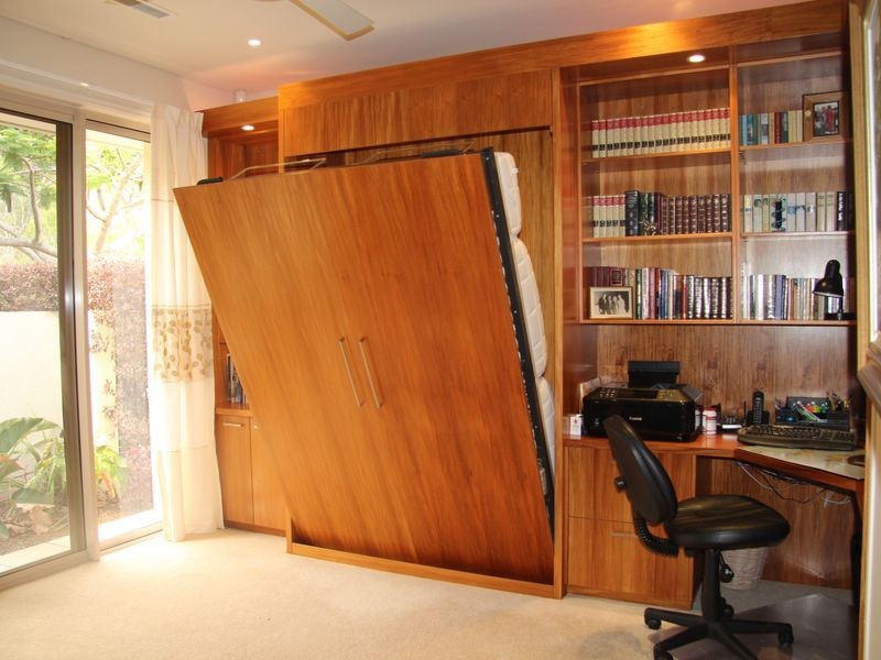 5118 Chalons Field East Ross street, Benowa QLD 4217