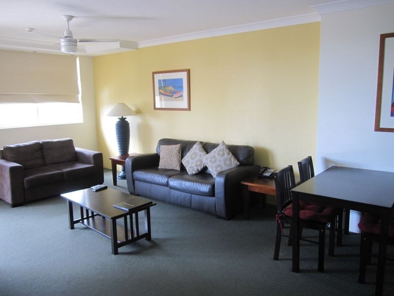 210/1 Paradise Island, Surfers Paradise QLD 4217