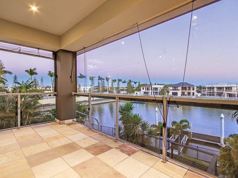 2302 Belmont Ct, Hope Island QLD 4212