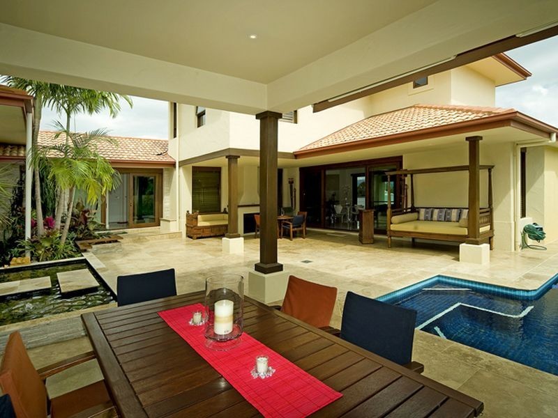 Hope Island QLD 4212