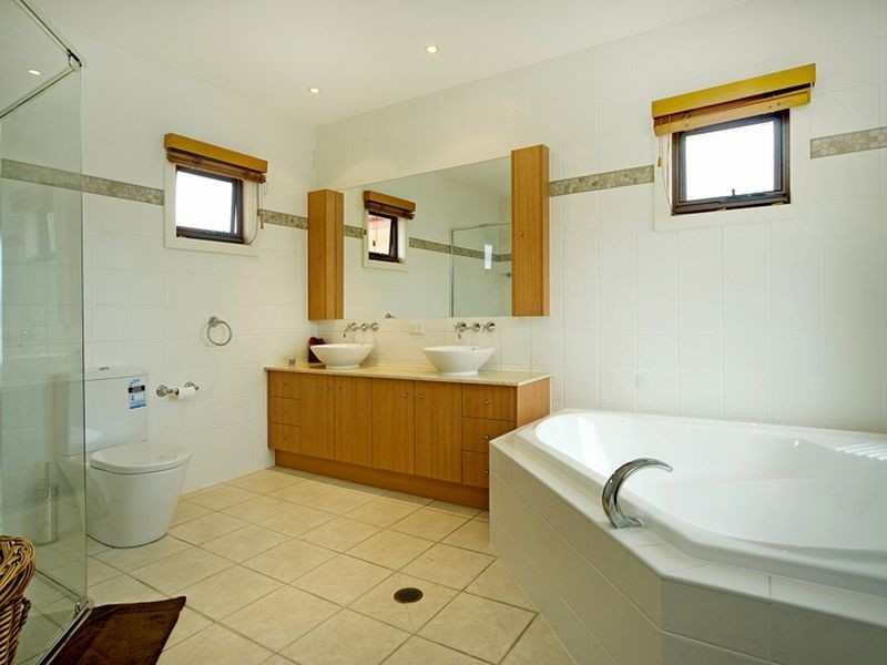 Hope Island QLD 4212
