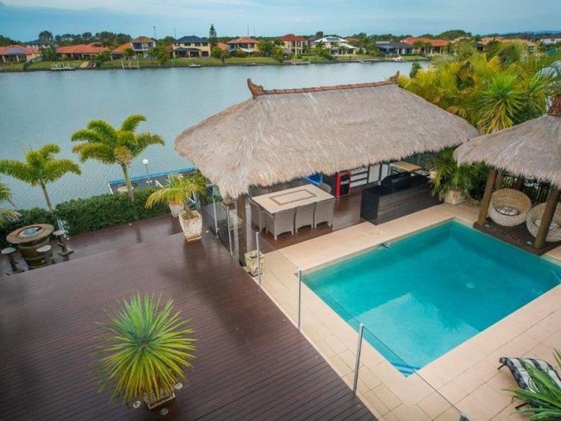 90 The Peninsula, Helensvale QLD 4212