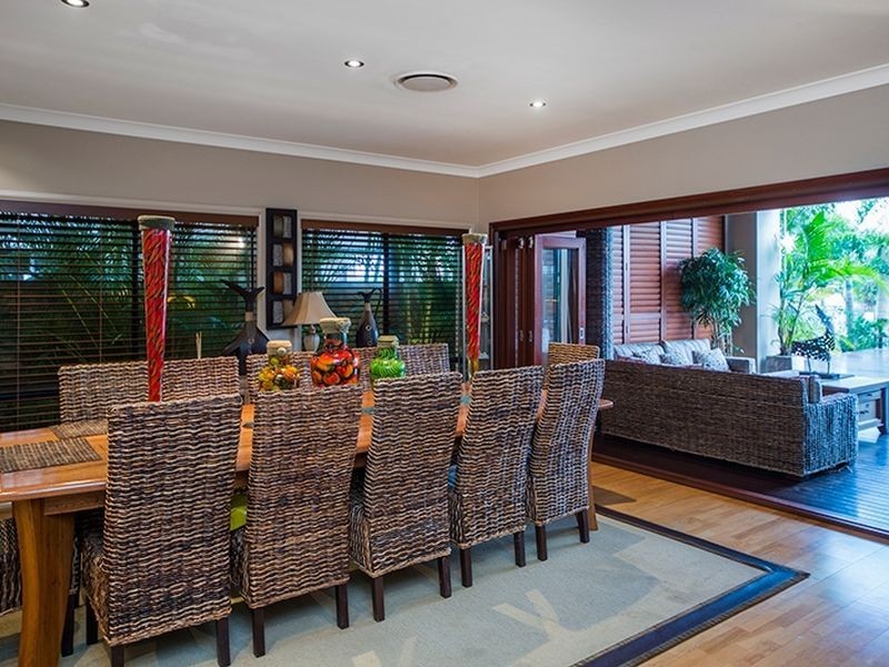 90 The Peninsula, Helensvale QLD 4212