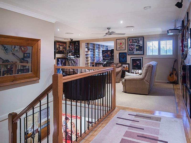 90 The Peninsula, Helensvale QLD 4212