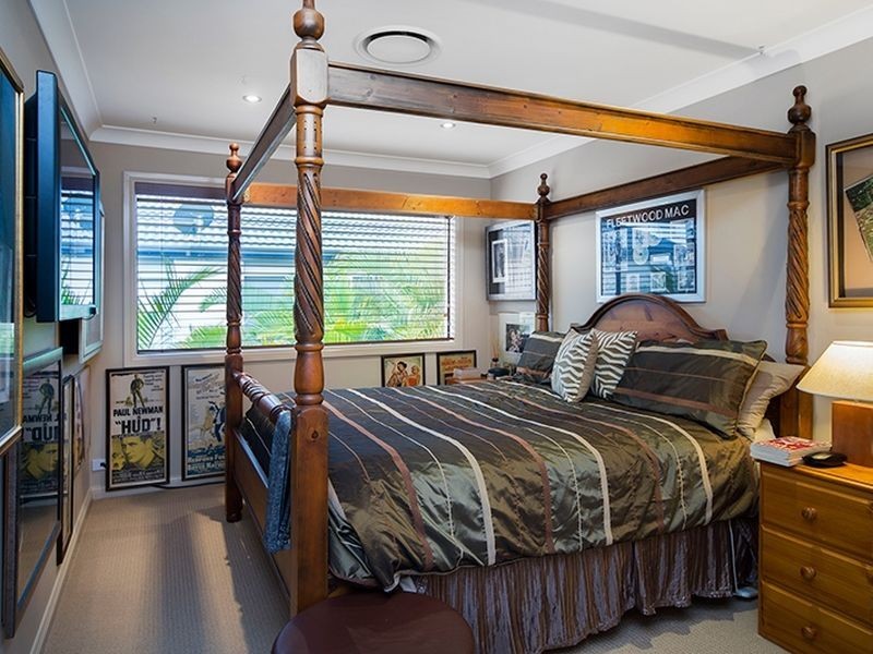 90 The Peninsula, Helensvale QLD 4212