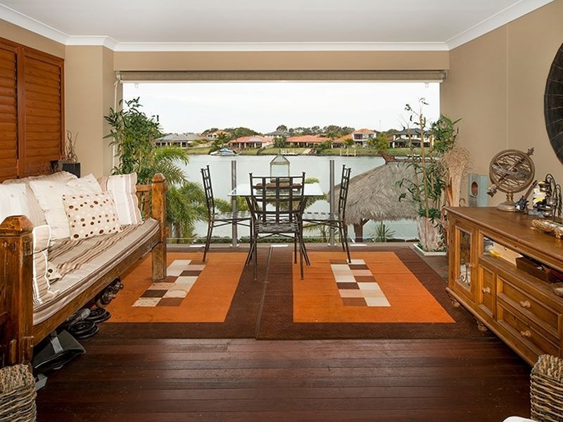 90 The Peninsula, Helensvale QLD 4212