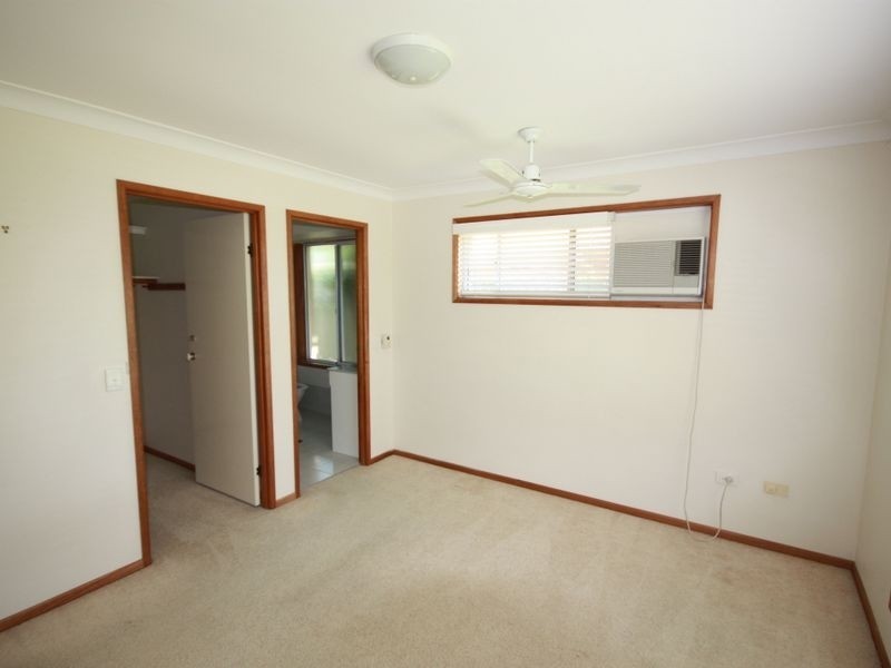 Hollywell QLD 4216