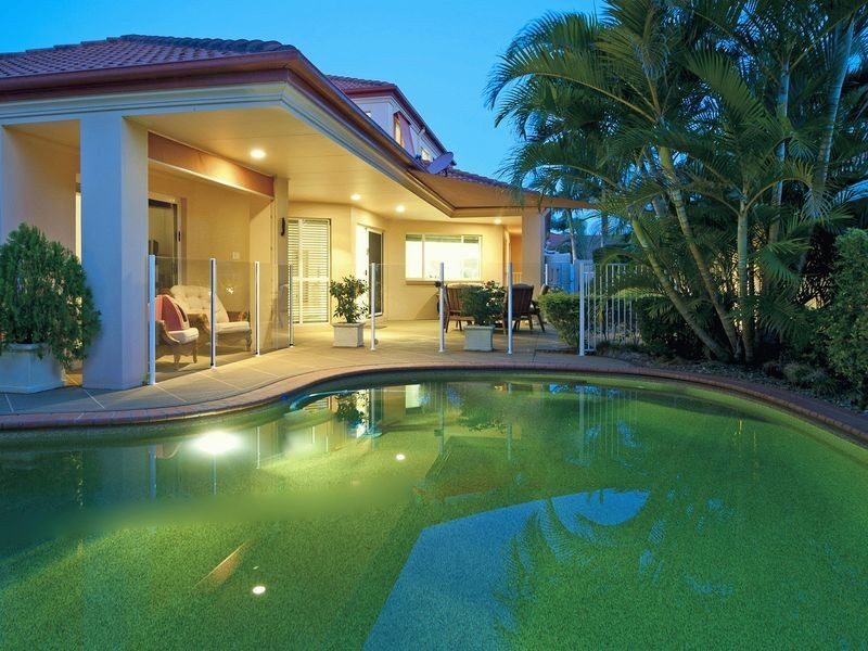 1622 Riverdale Drive, Hope Island QLD 4212