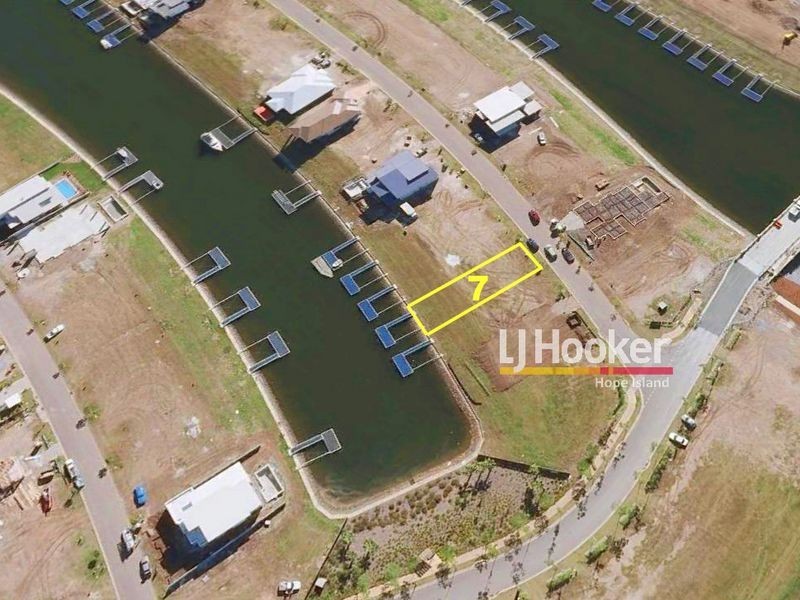 7 Harbourvue Court, Helensvale QLD 4212