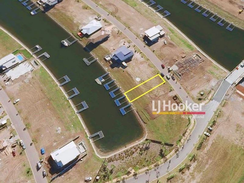 7 Harbourvue Court, Helensvale QLD 4212