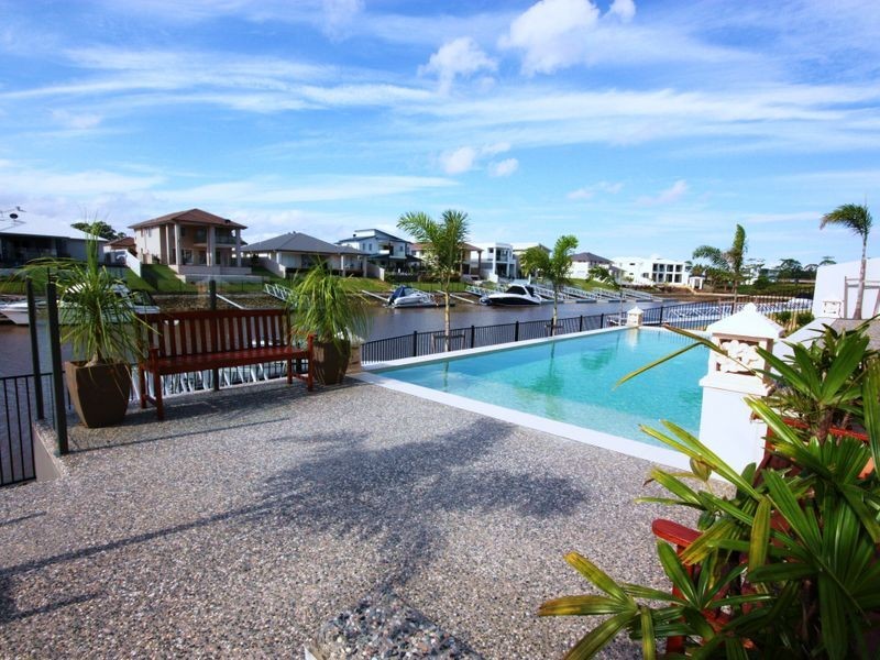 Hope Island QLD 4212