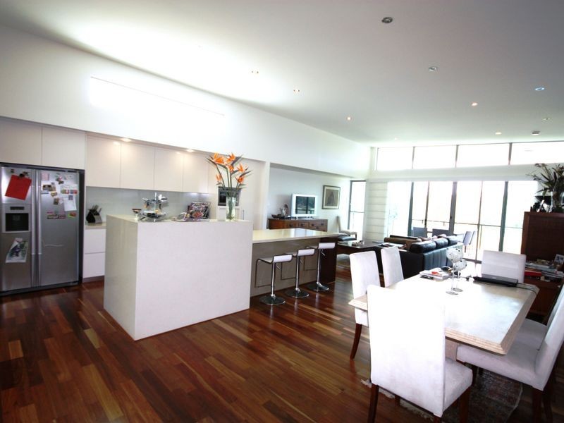 Hope Island QLD 4212