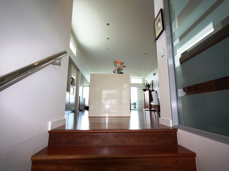 Hope Island QLD 4212