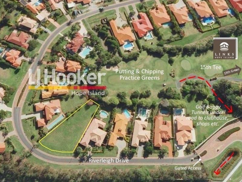3158 Riverleigh Drive, Hope Island QLD 4212