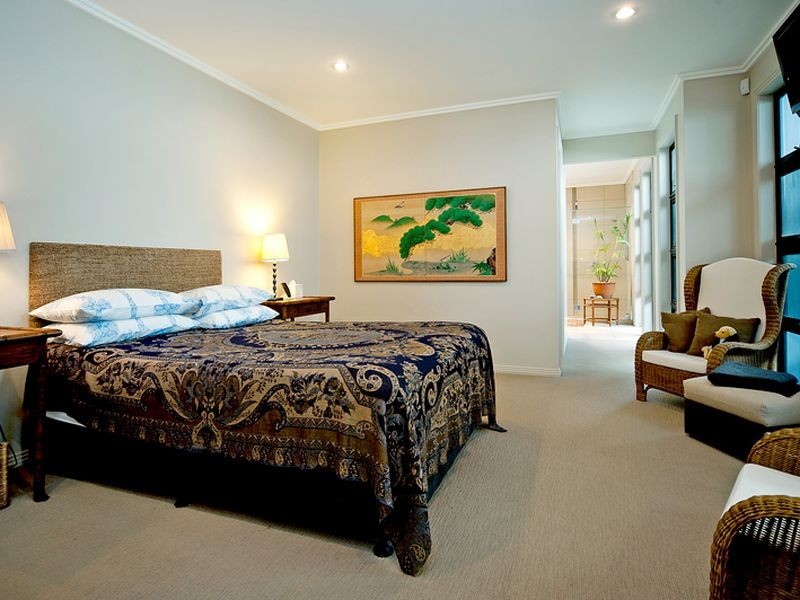 Hope Island QLD 4212