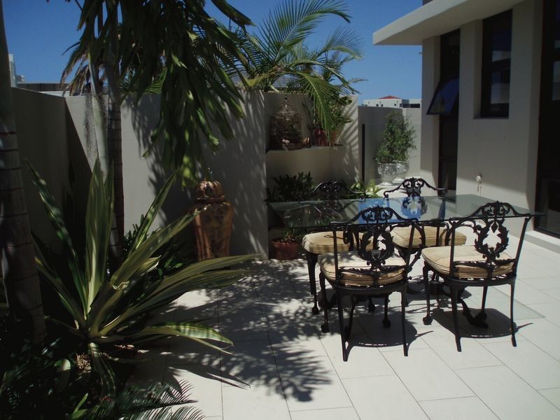 Hope Island QLD 4212