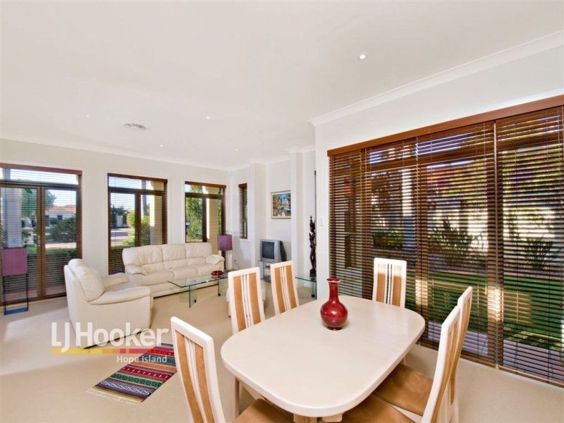Hope Island QLD 4212