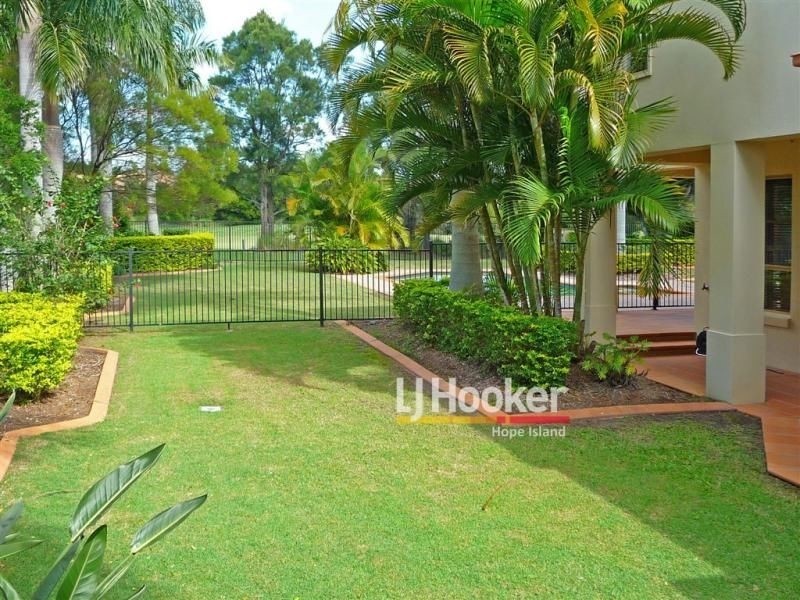 Hope Island QLD 4212