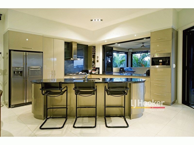 Hope Island QLD 4212