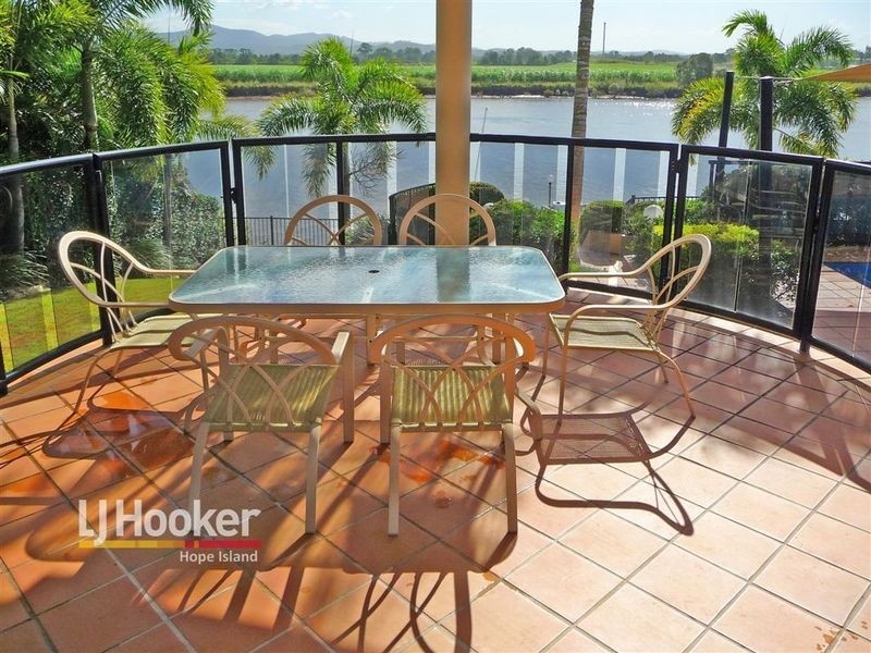 3123/3122 Riverleigh Drive, Hope Island QLD 4212
