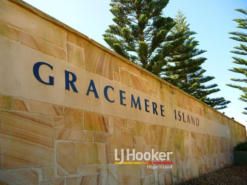 2804 Gracemere Cct E, Hope Island QLD 4212