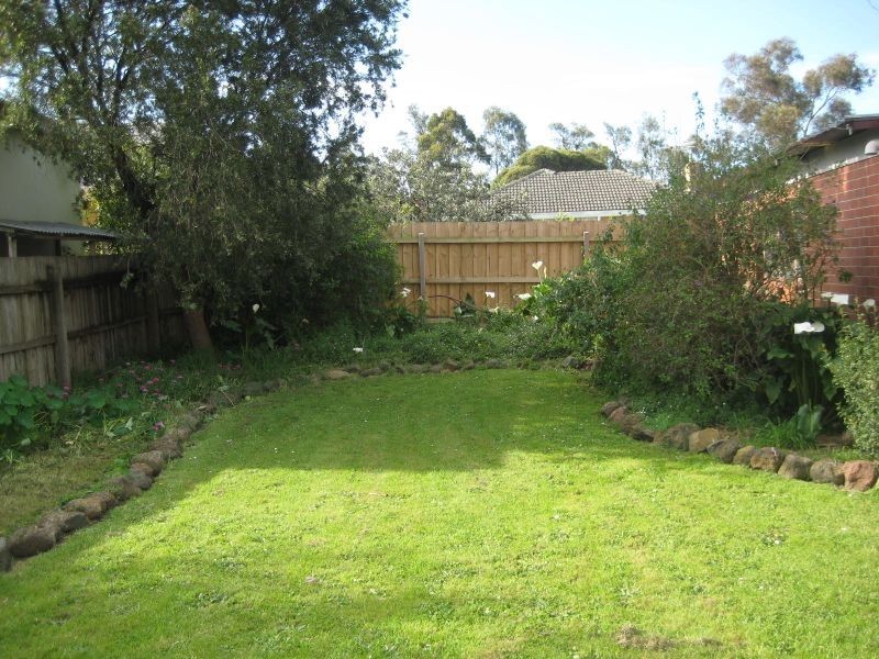 15 MONARO CLOSE, Wantirna VIC 3152