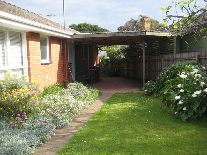 15 MONARO CLOSE, Wantirna VIC 3152