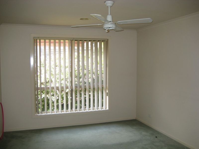 22 JERILDERIE DRIVE, Berwick VIC 3806