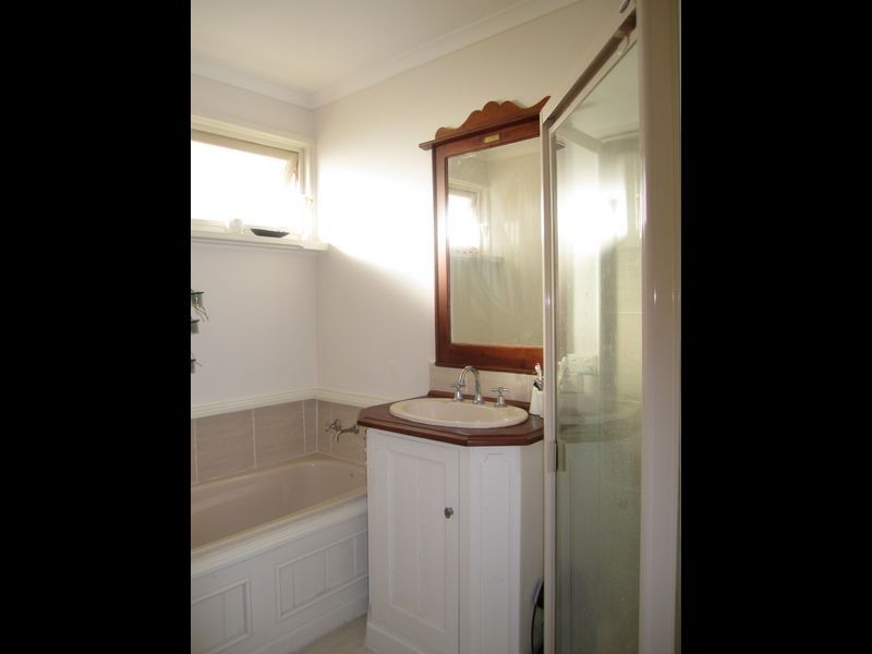 2 Hoad Court, Wantirna VIC 3152