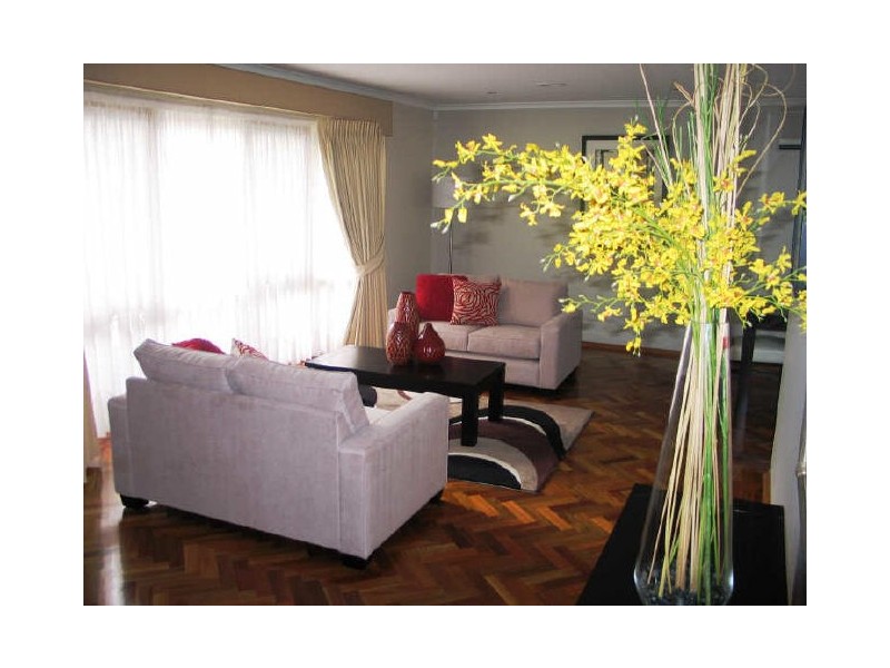 23 Peppermint Grove, Knoxfield VIC 3180