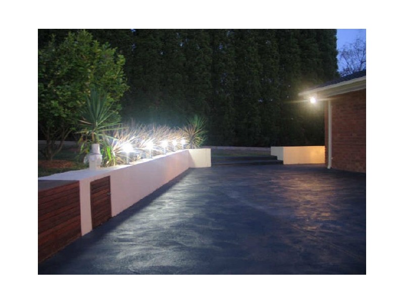 23 Peppermint Grove, Knoxfield VIC 3180