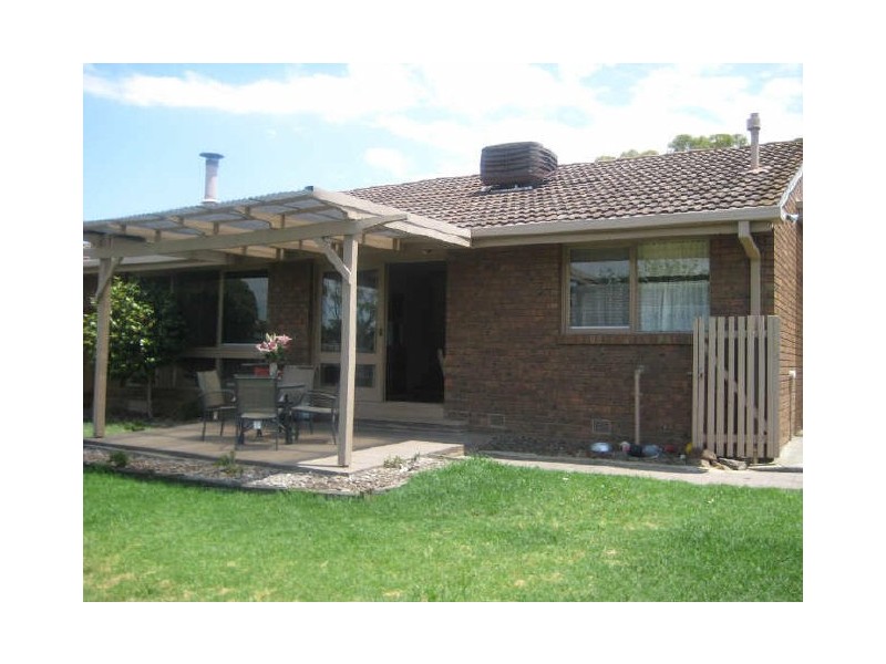 40 Milpera Crescent, Wantirna VIC 3152