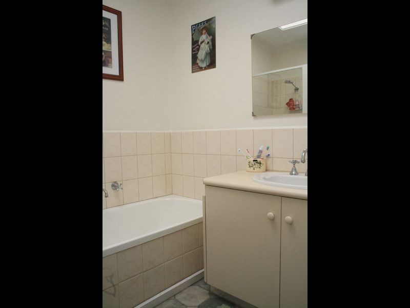 3/33 High Street, Bayswater VIC 3153