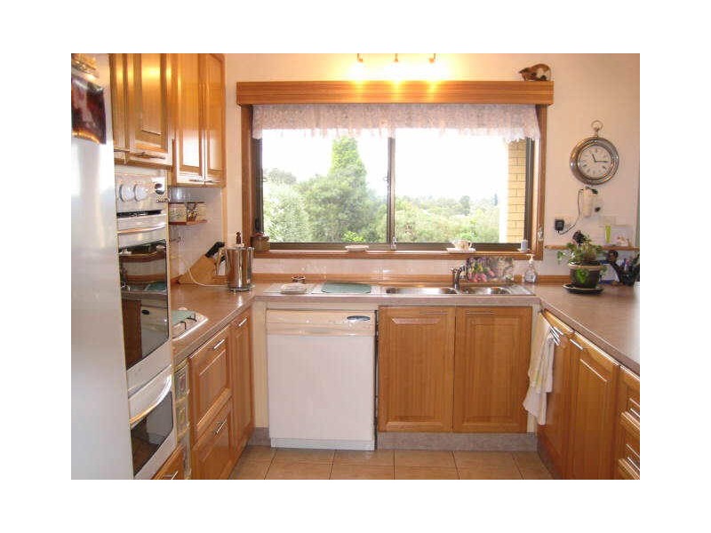 15 Harmsworth Avenue, Wantirna VIC 3152