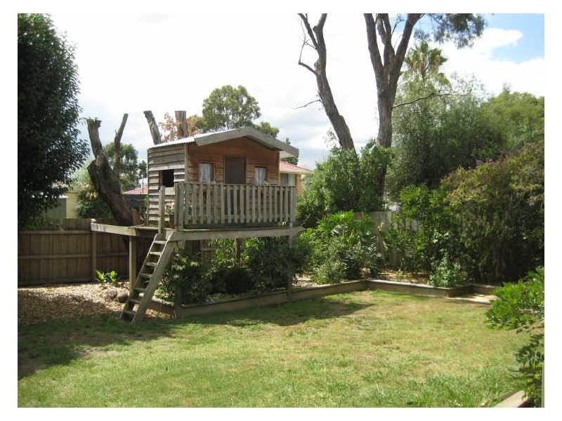 20 Dalkeith Road, Wantirna VIC 3152