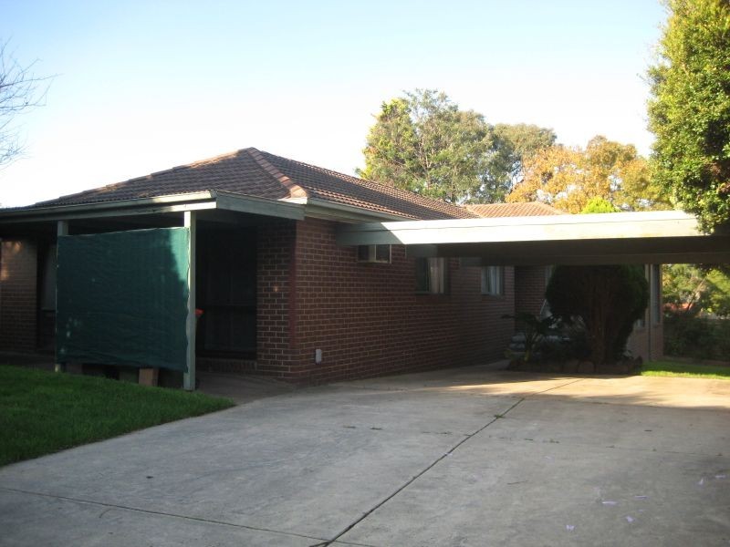 8 Ormiston Close, Wantirna VIC 3152