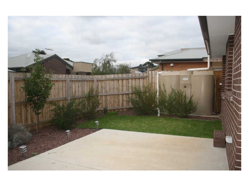 7/2-4 Maida Avenue, Bayswater VIC 3153