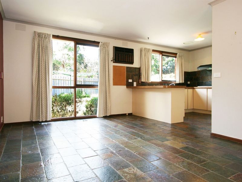 9 Mara Close, Wantirna South VIC 3152