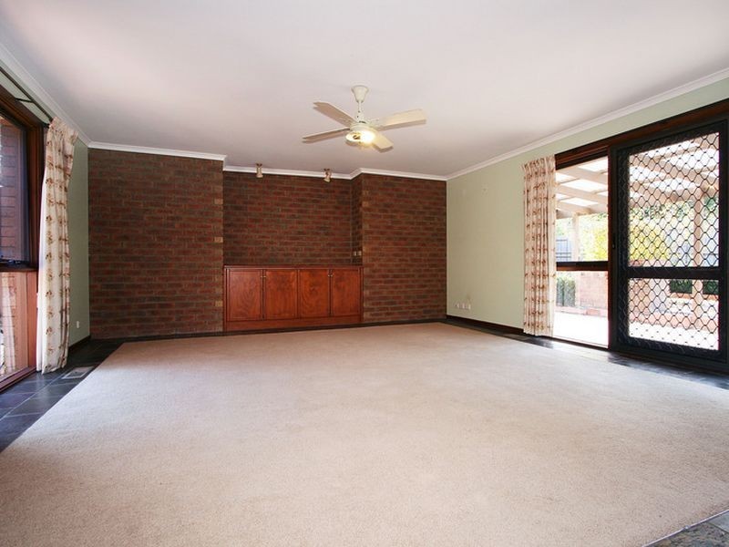 9 Mara Close, Wantirna South VIC 3152