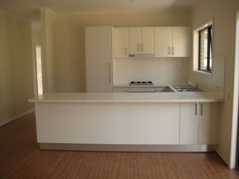 8/40 Kathryn Road, Knoxfield VIC 3180