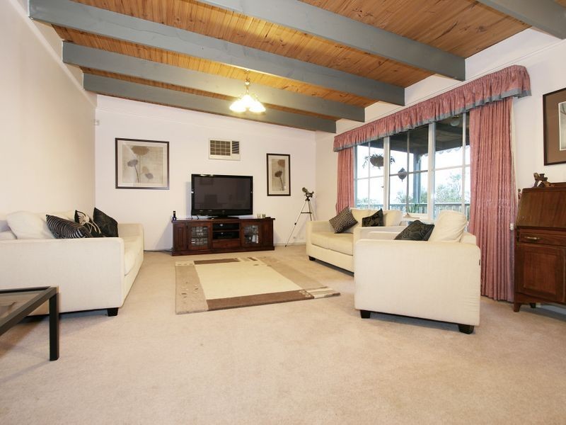 20 Kia Ora Parade, Ferntree Gully VIC 3156