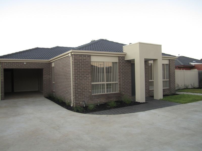 1-24/3 Austin Place, Melton South VIC 3338