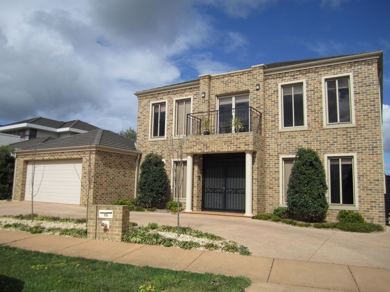 68 Sanctuary Lakes South Boulevard, Point Cook VIC 3030