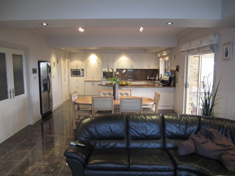 68 Sanctuary Lakes South Boulevard, Point Cook VIC 3030